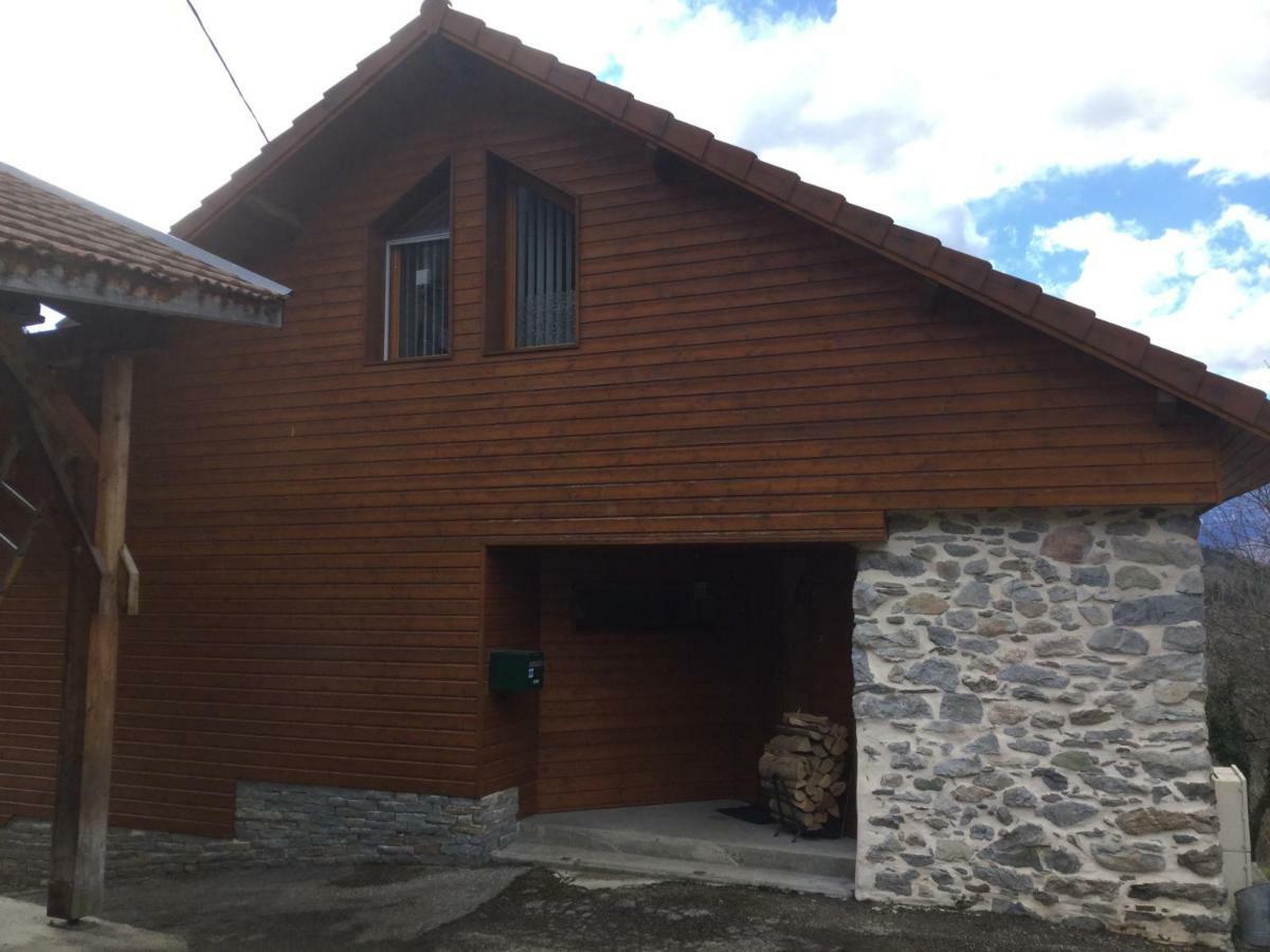 Hôtel Maison moyenne montagne à Saint-Pierre-d'Allevard Extérieur photo